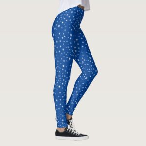 snowflakes_on_blue_holiday_leggings-rcb5e20026653411ba7f3b5288768e295_623dv_1024.jpg Snowflakes on Blue Holiday Leggings